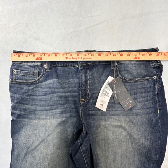 Torrid Premium High-Rise Curvy Jeans Blue Medium Wash Denim Size 22R NEW - Picture 11 of 12